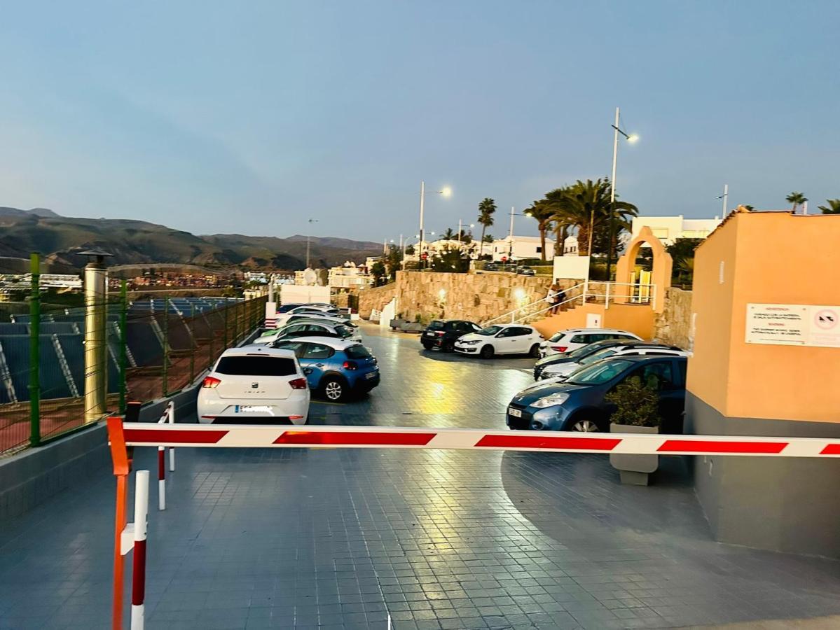 شقة Amadores Balcony - With Ocean View. المظهر الخارجي الصورة